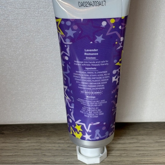 Bath & Body Bundle - Bath Salts, Foot Lotion, Shower Gel, Hand Cream & Rose Oil - Picture 6 of 7